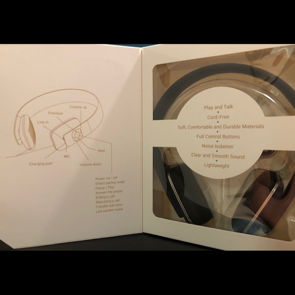 Vibez Wireless Headphones 🎧 - Picture 3 of 3